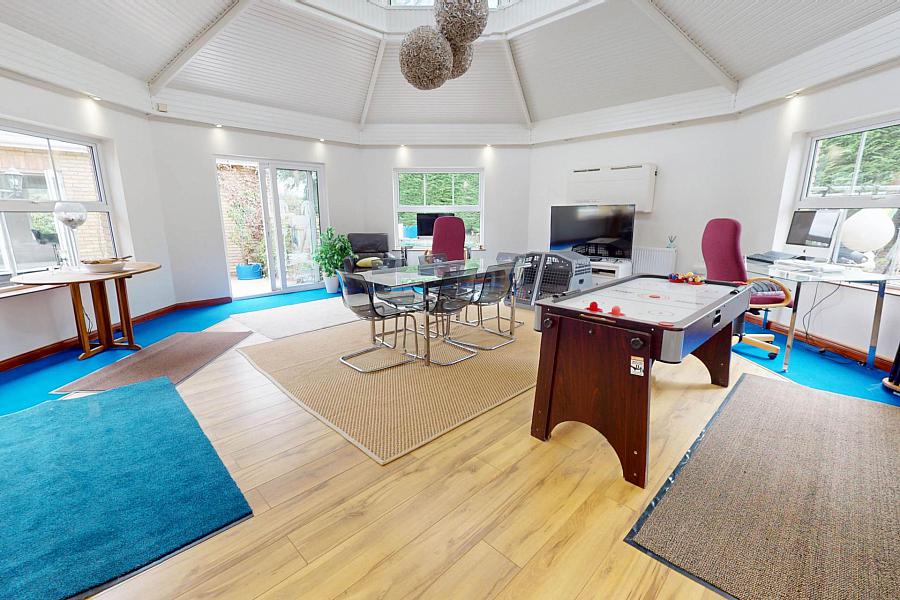 1 Trasna Road