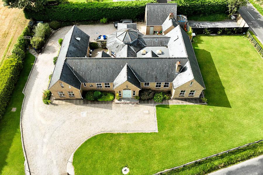 1 Trasna Road