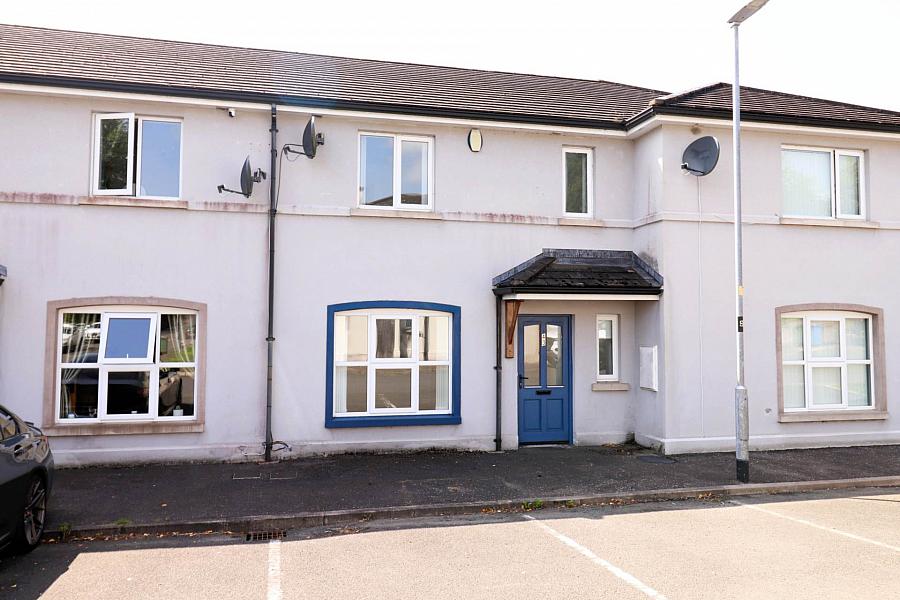 43 The Meadows, Irvinestown, Enniskillen, BT94 1EU