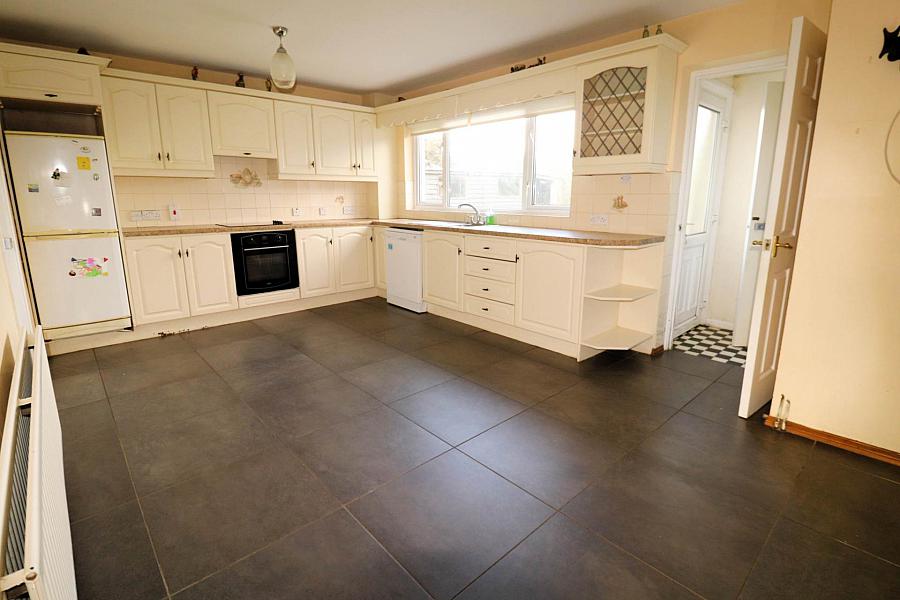 9 Holywell Park