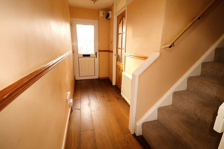 9 Holywell Park