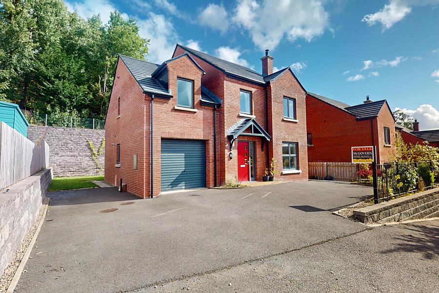 5 Drumgarrow Avenue