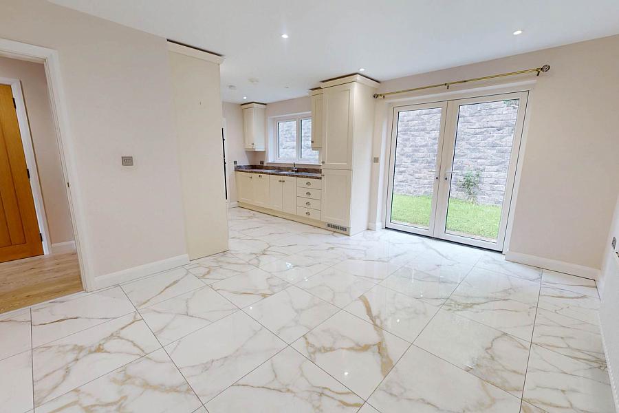 5 Drumgarrow Avenue