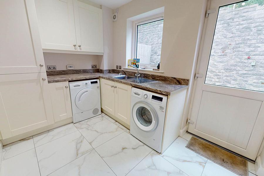 5 Drumgarrow Avenue