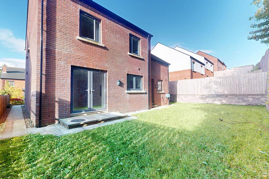 5 Drumgarrow Avenue