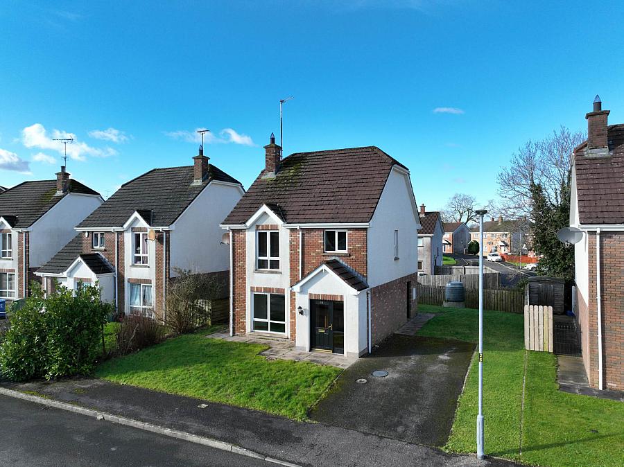 46 Ashbourne Manor, Enniskillen, BT74 4BB