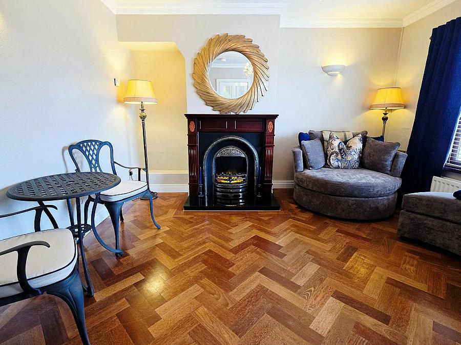 Galliagh Terrace, Galliagh Terrace