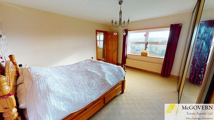 46 Drumbeggan Road