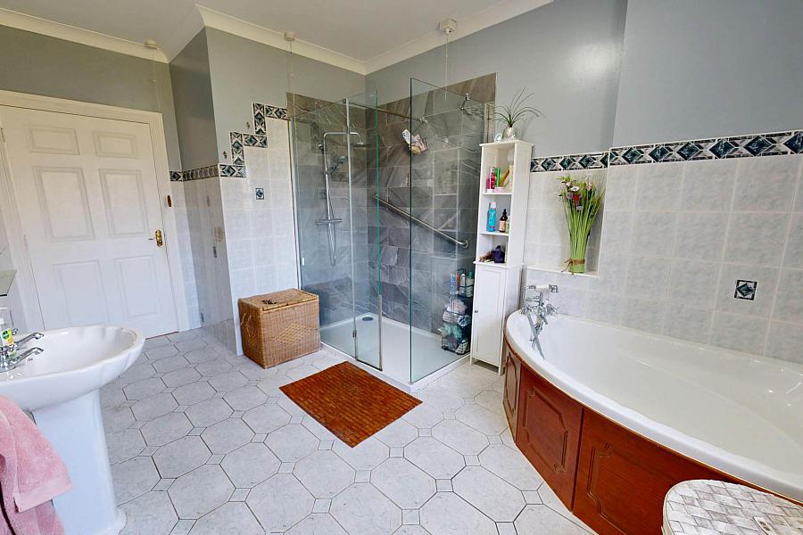 Woodsview Tullyreagh Road