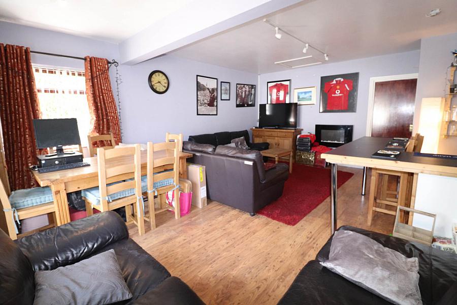 4 Silverhill Park