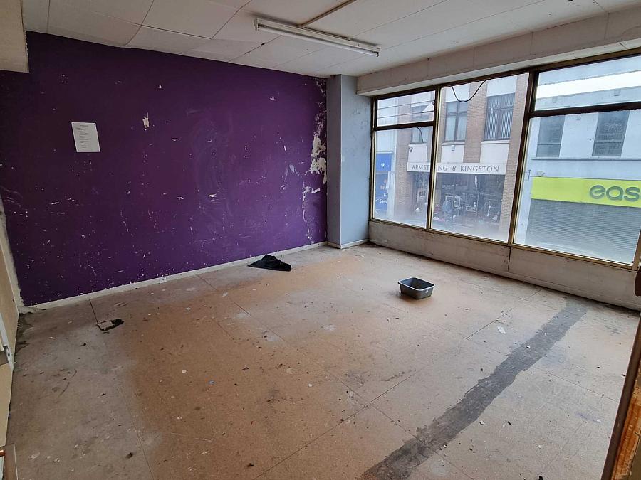 Former Dorothy Perkins High Street