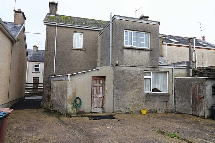 4 Castle Street