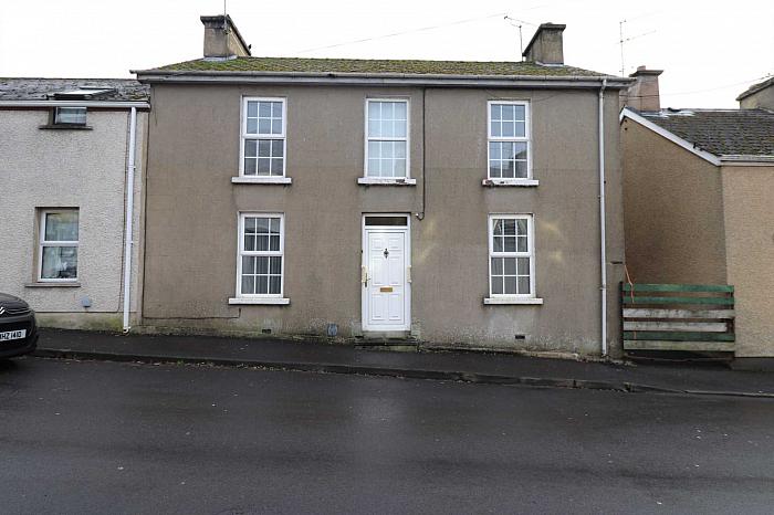 4 Castle Street