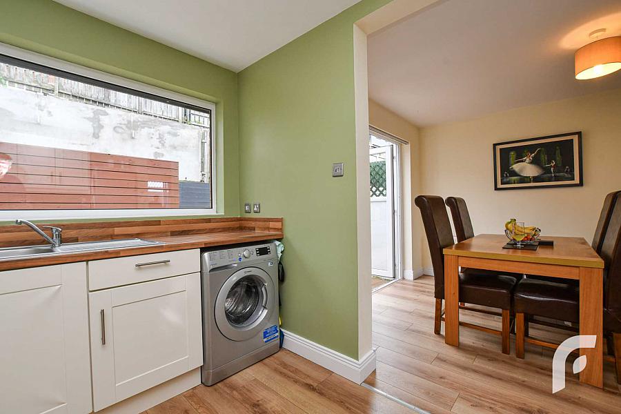 7 Pineview Gardens