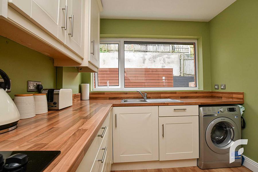 7 Pineview Gardens