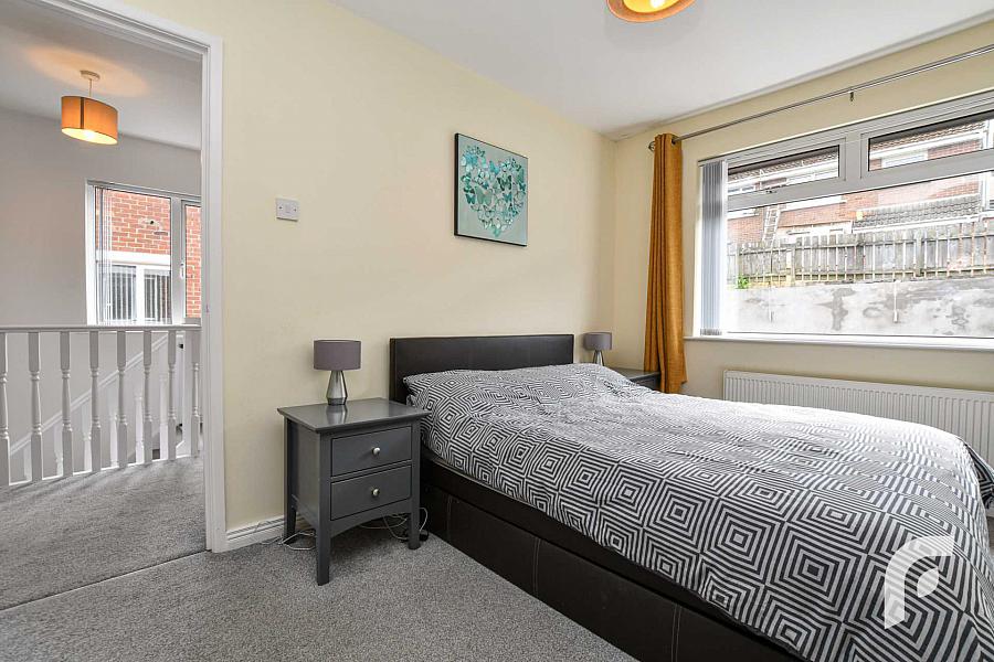 7 Pineview Gardens