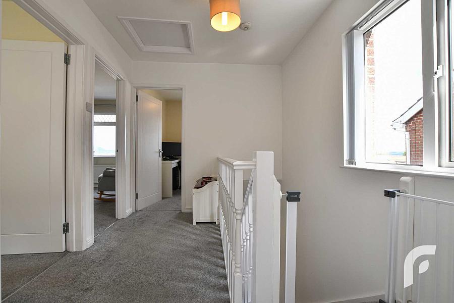 7 Pineview Gardens
