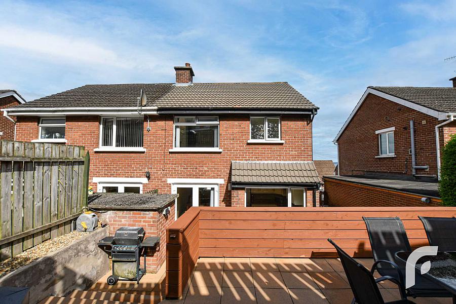 7 Pineview Gardens