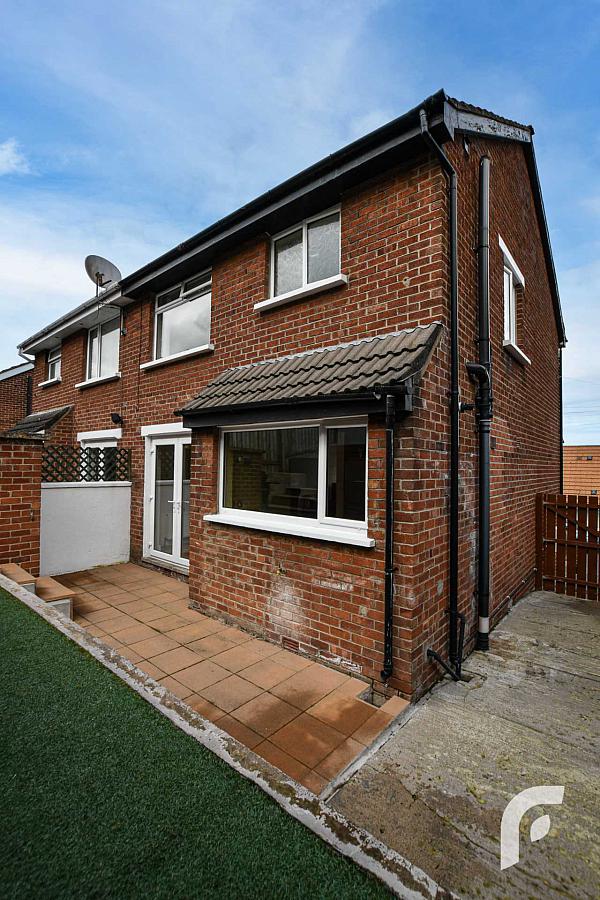 7 Pineview Gardens