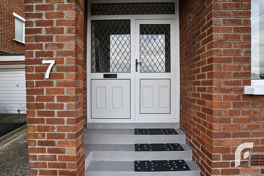 7 Pineview Gardens