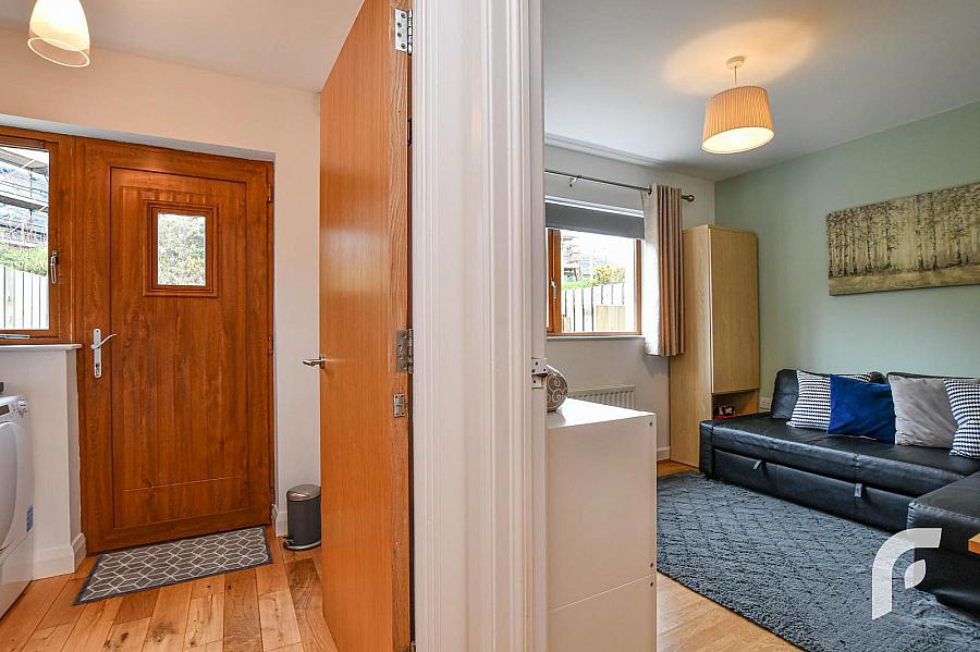 48 Farm Lodge Road