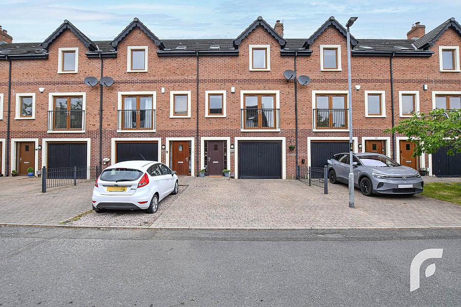 48 Farm Lodge Road
