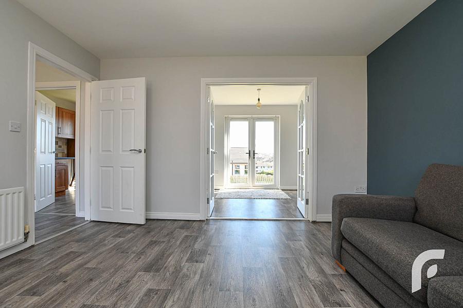 195 Blackthorn Rise