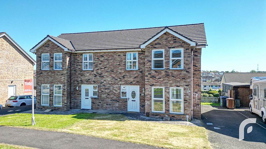 195 Blackthorn Rise