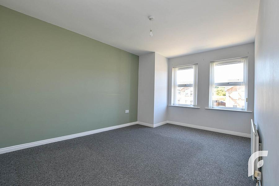 195 Blackthorn Rise