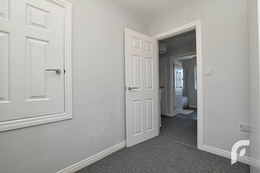 195 Blackthorn Rise