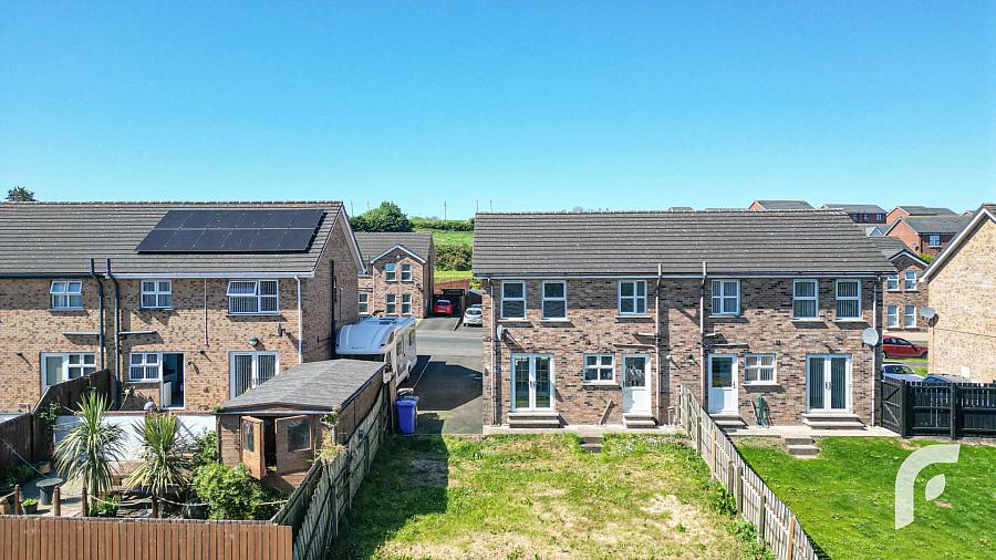 195 Blackthorn Rise