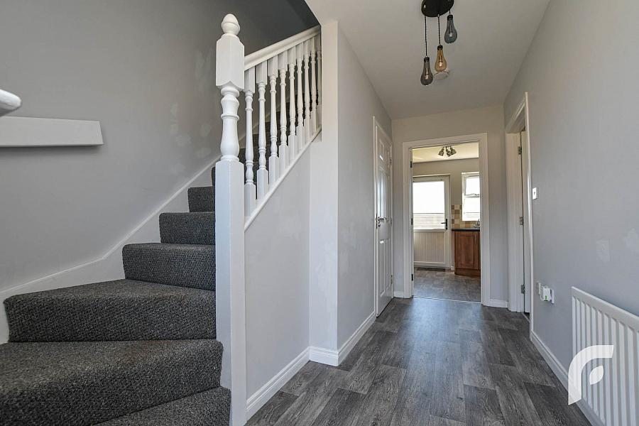 195 Blackthorn Rise