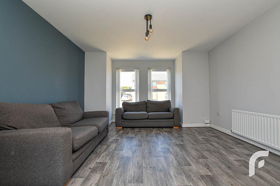 195 Blackthorn Rise