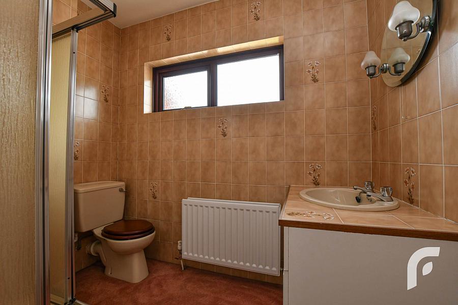 7 Jordanstown Heights