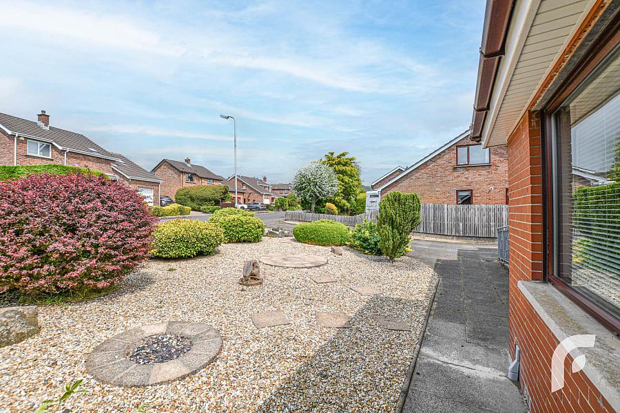 7 Jordanstown Heights