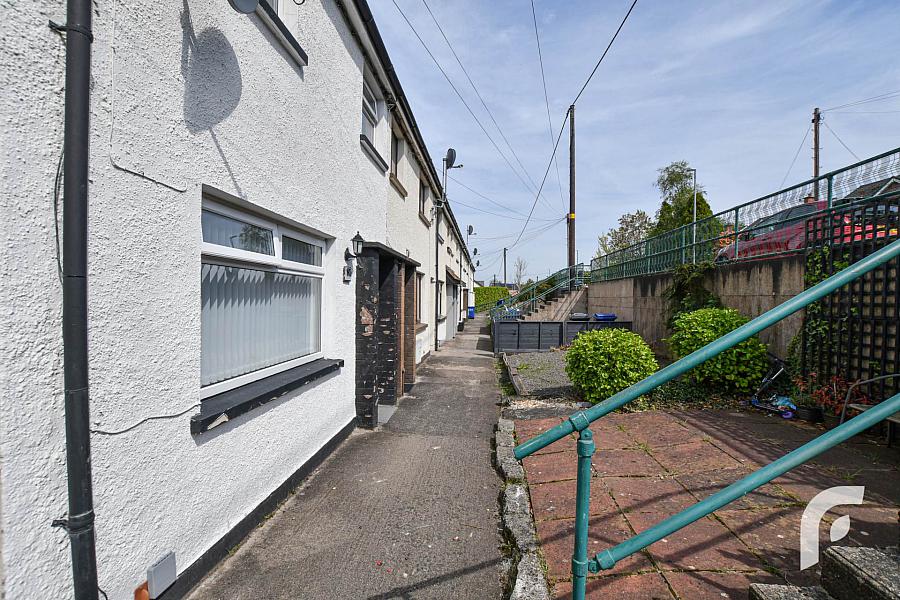 196 Lower Braniel Road