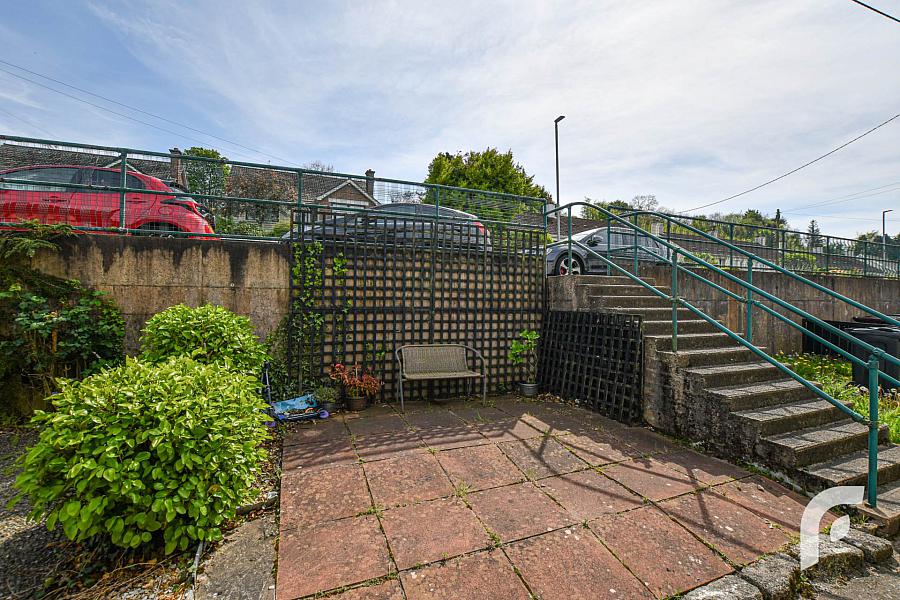196 Lower Braniel Road