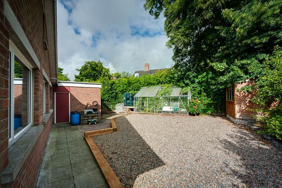 17 Cooleen Park