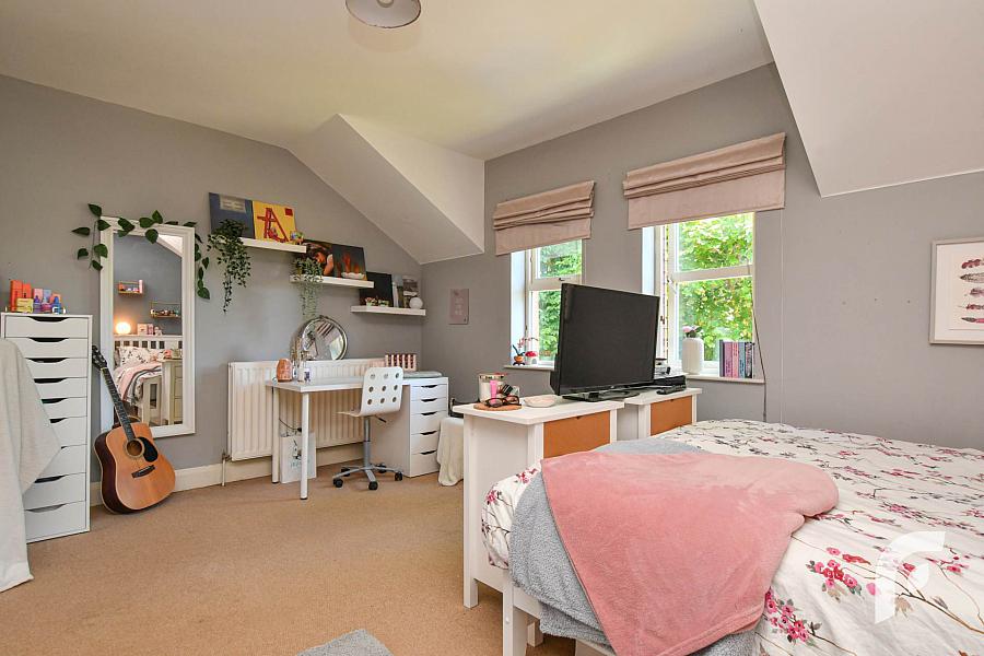 45 Fortwilliam Demesne