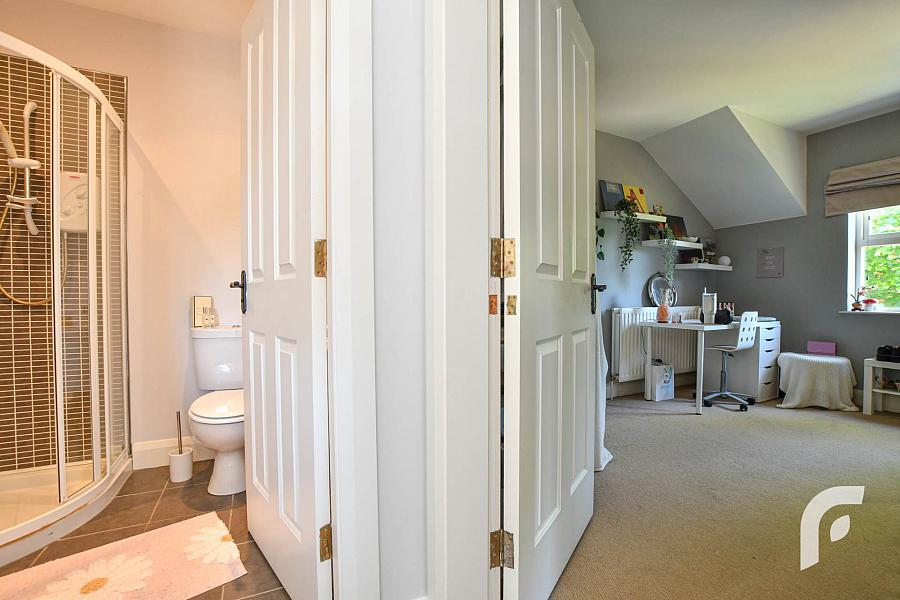 45 Fortwilliam Demesne