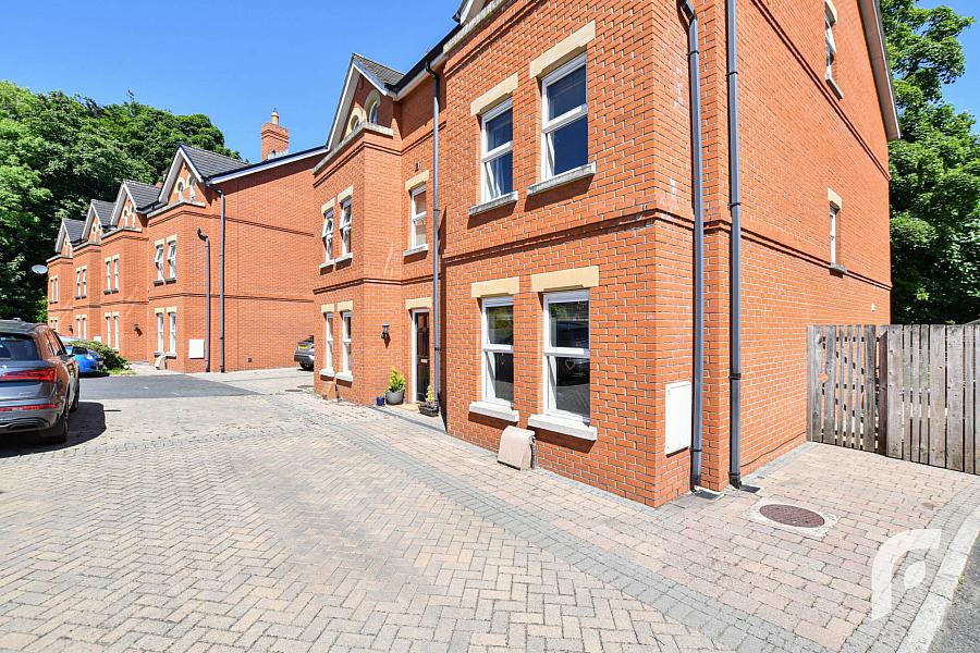 45 Fortwilliam Demesne