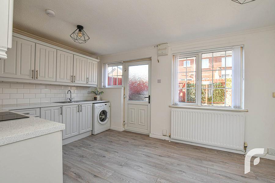 11 Abbeyville Gardens