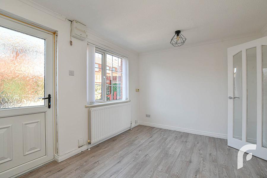 11 Abbeyville Gardens
