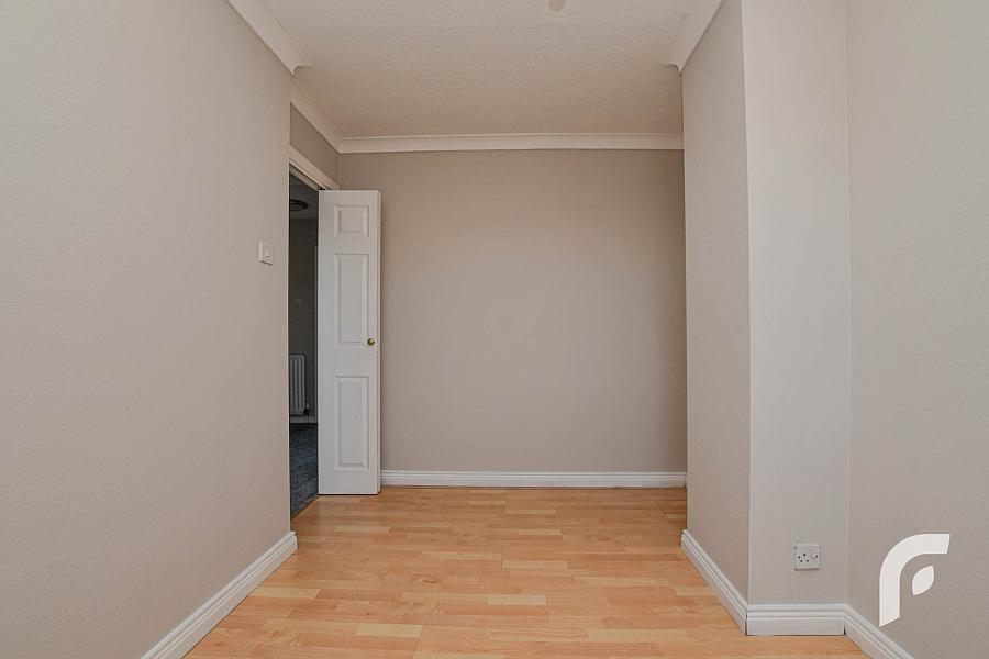 11 Abbeyville Gardens