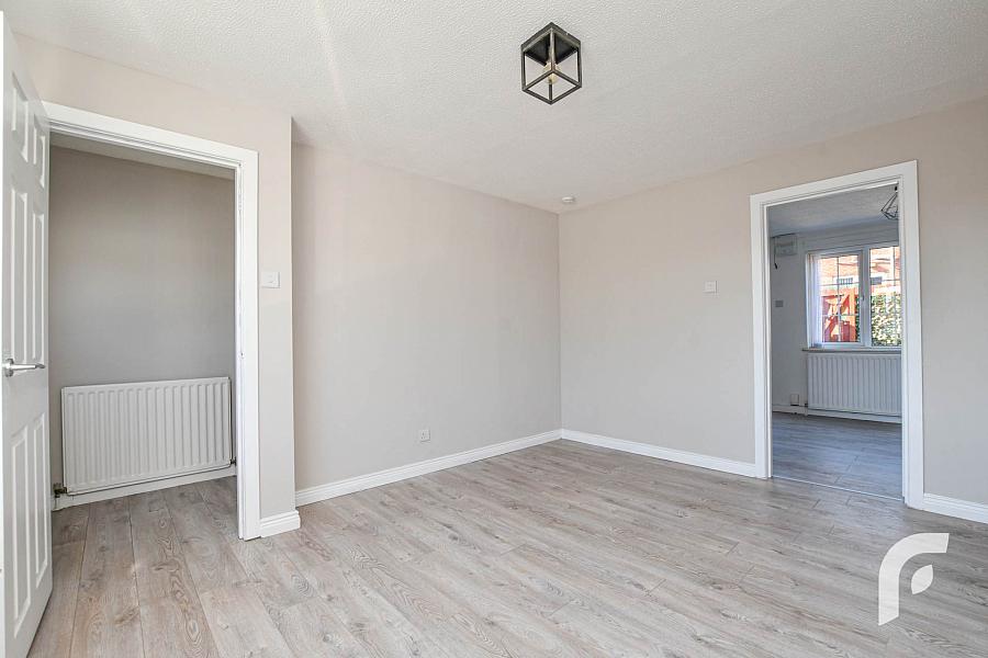 11 Abbeyville Gardens