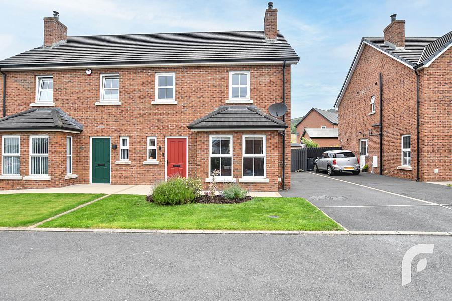 3 Farm Lodge Stables