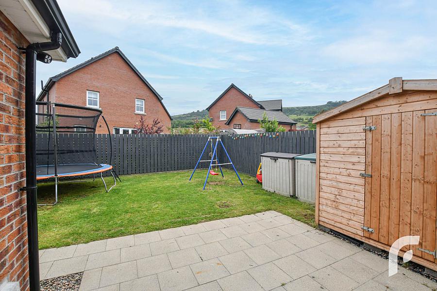 3 Farm Lodge Stables