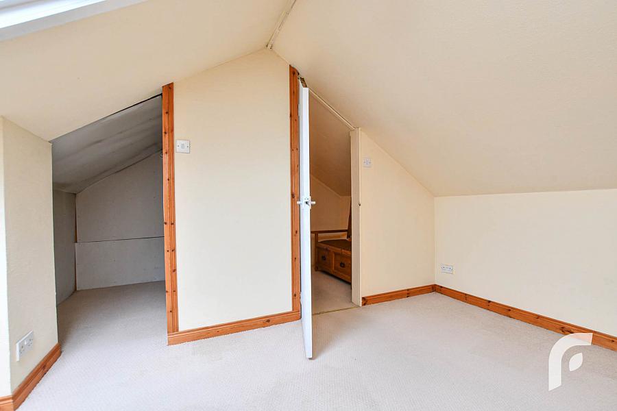 13 Beverley Park