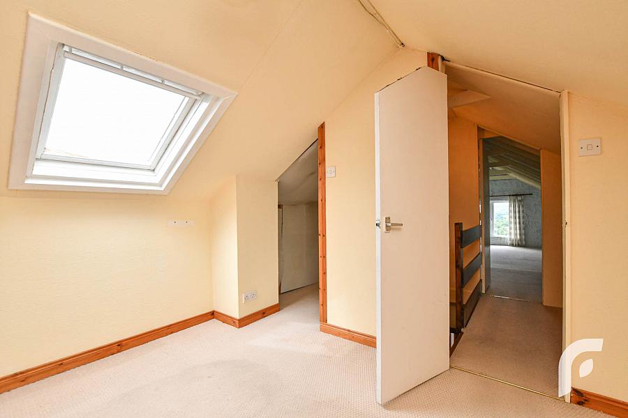 13 Beverley Park