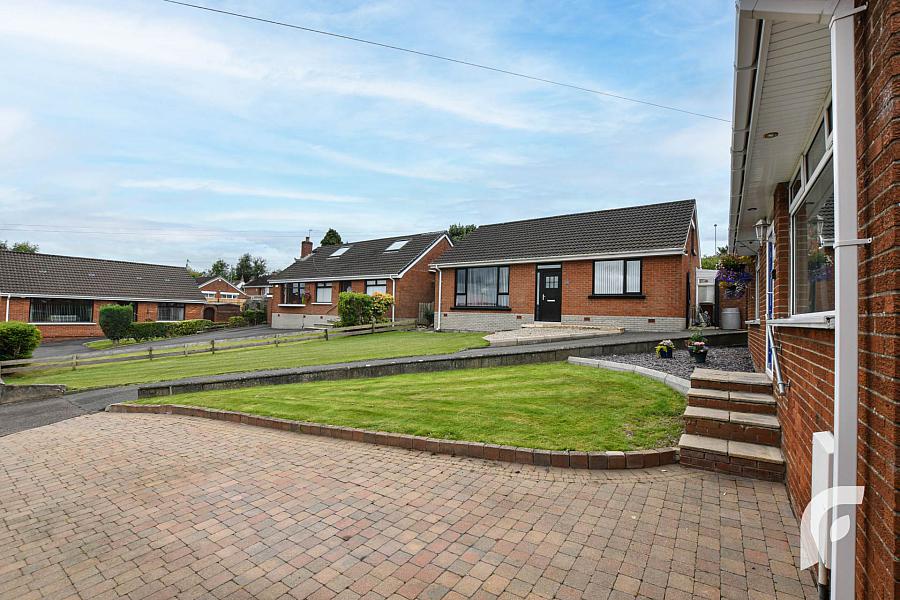 13 Beverley Park